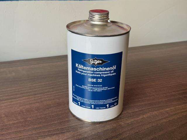 Oil Poly Ester 32 1L - Image 3