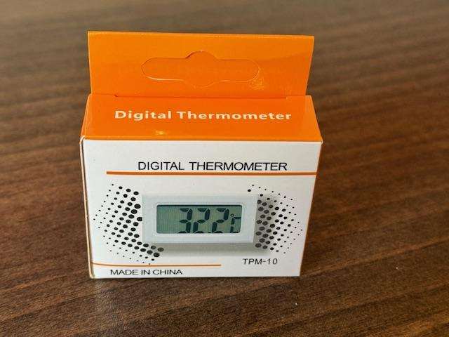 Digital Thermometer - Image 3