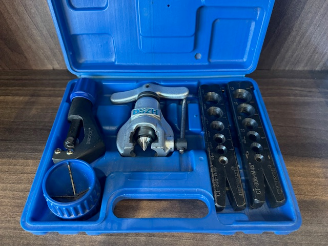 Flaring Tool Kit off center - Image 2