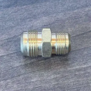 Reducing Brass union 1/2-3/8"