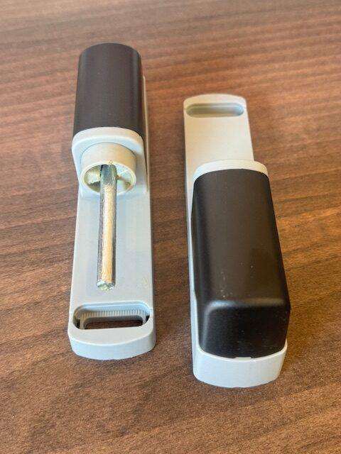 Plastic Hinge set for coldroom - Image 3