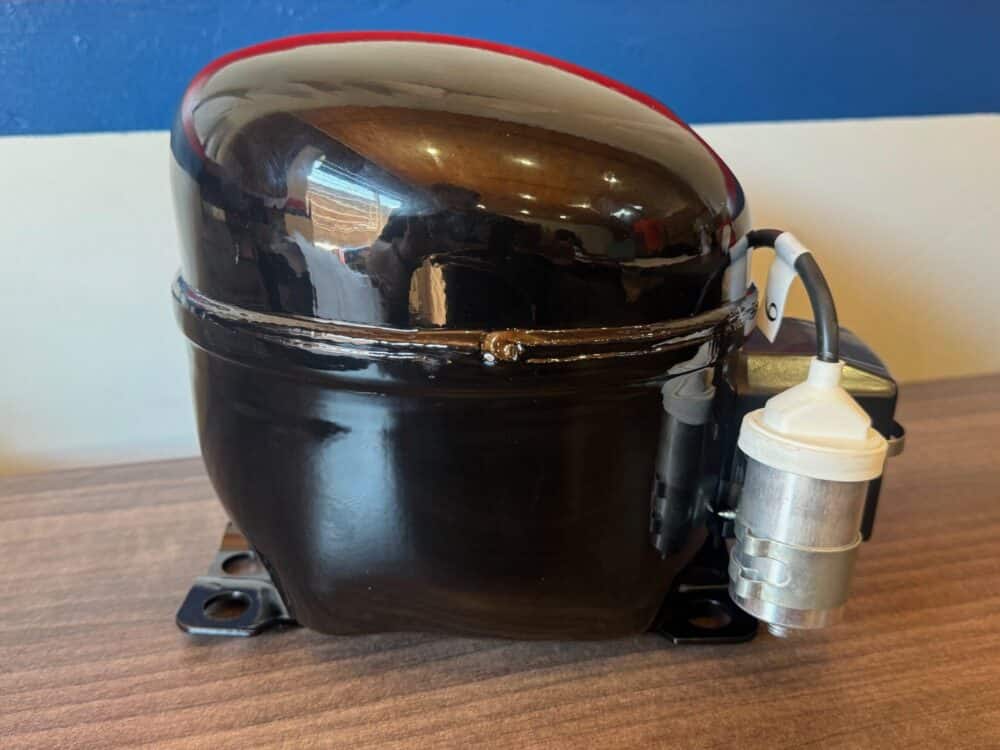 Commercial Compressor R134a 3/8HP - Image 3